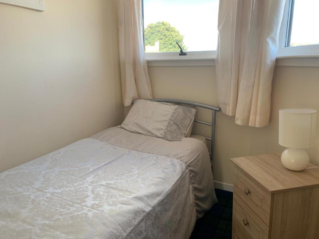Budget Rooms Инвернесс Экстерьер фото