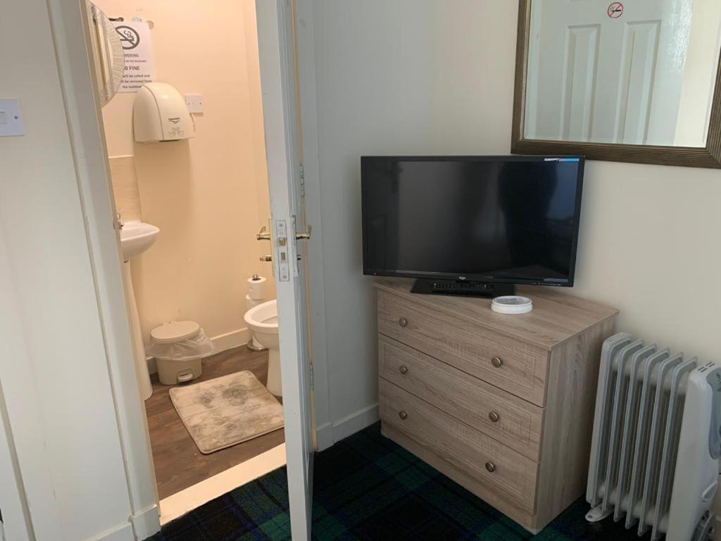 Budget Rooms Инвернесс Экстерьер фото