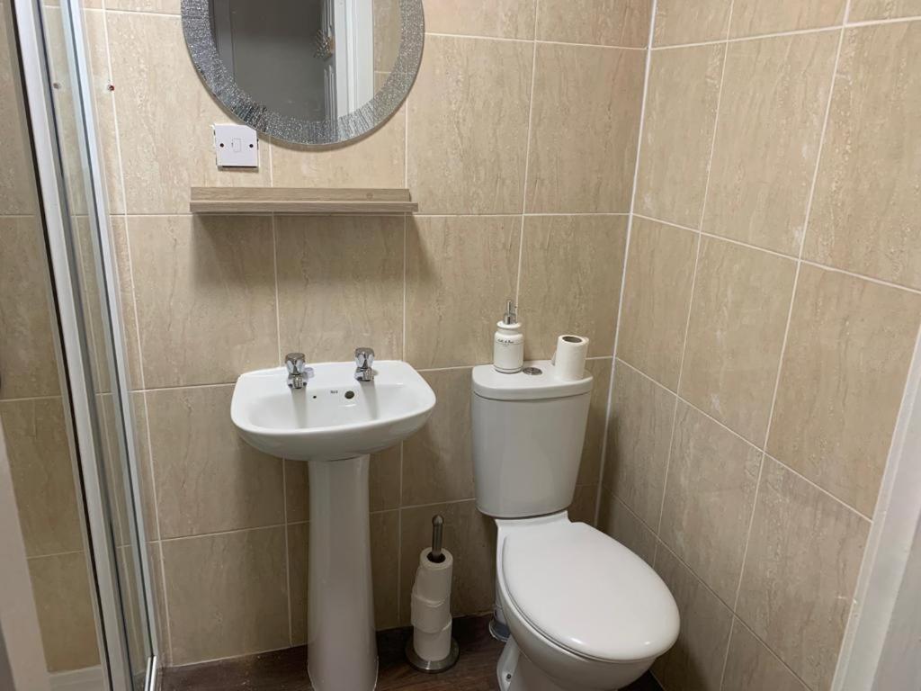 Budget Rooms Инвернесс Экстерьер фото