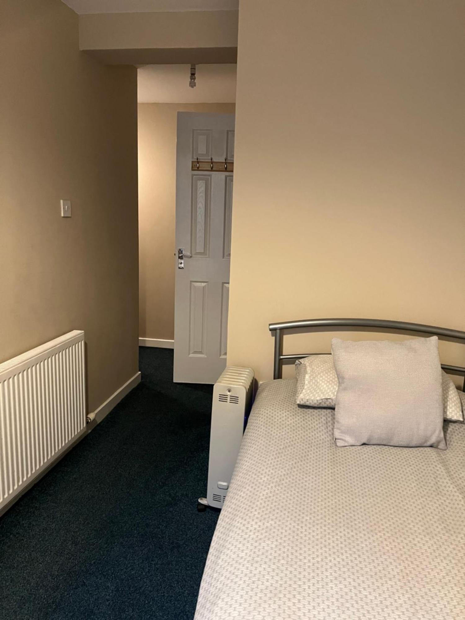 Budget Rooms Инвернесс Экстерьер фото