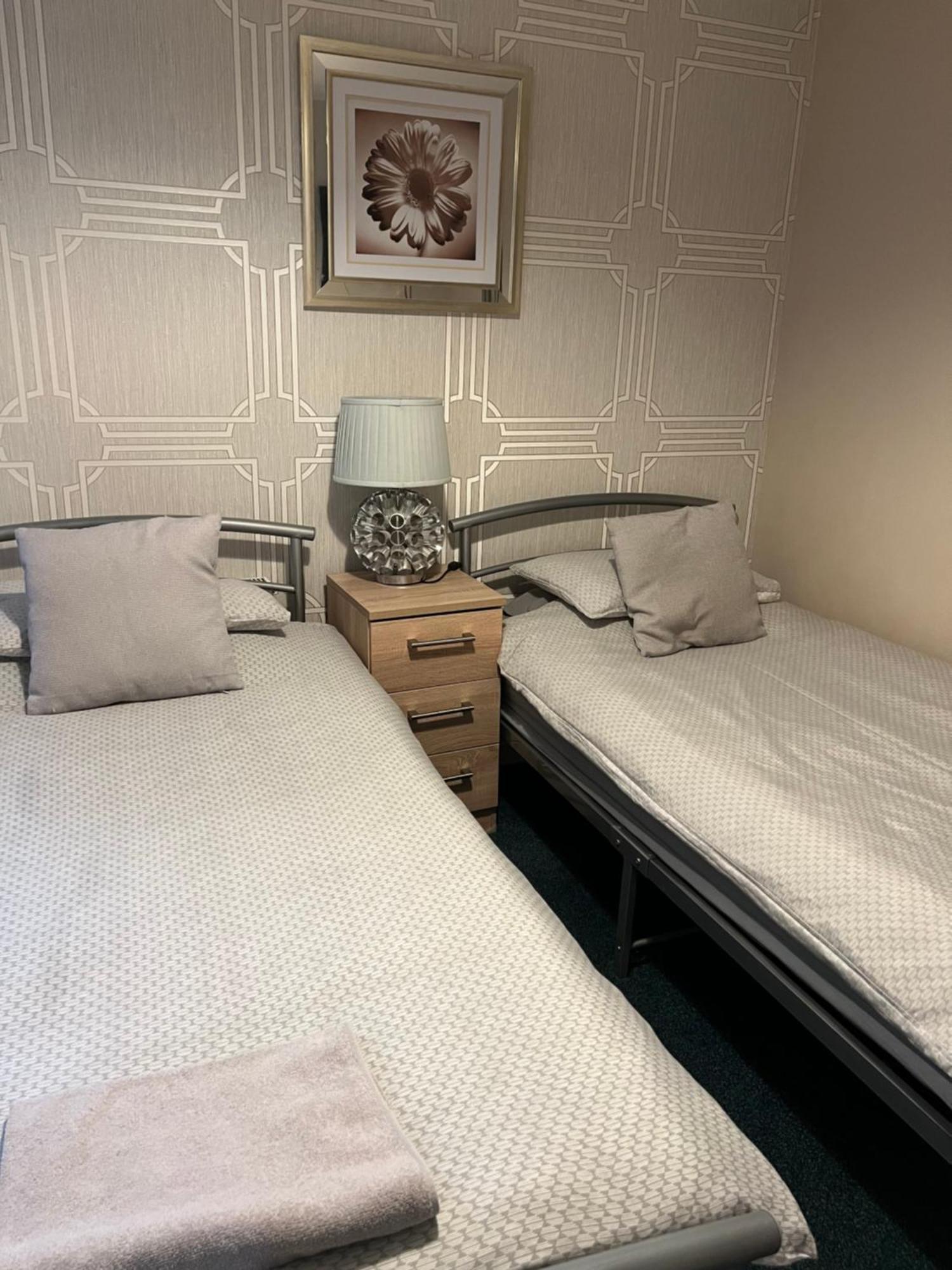 Budget Rooms Инвернесс Экстерьер фото